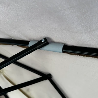 Hiên ô ô bị gãy xương sườn