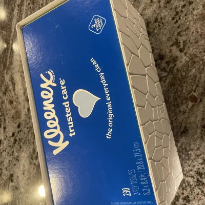 Hộp mô kích thước đầy đủ (thương hiệu Kleenex)