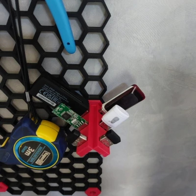 Tường tổ ong USB v6