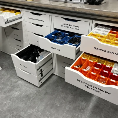 IKEA Alex & Malm nhiều chèn