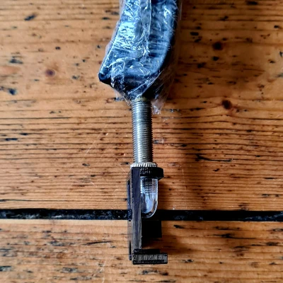 Giá đỡ ruột xe Brompton