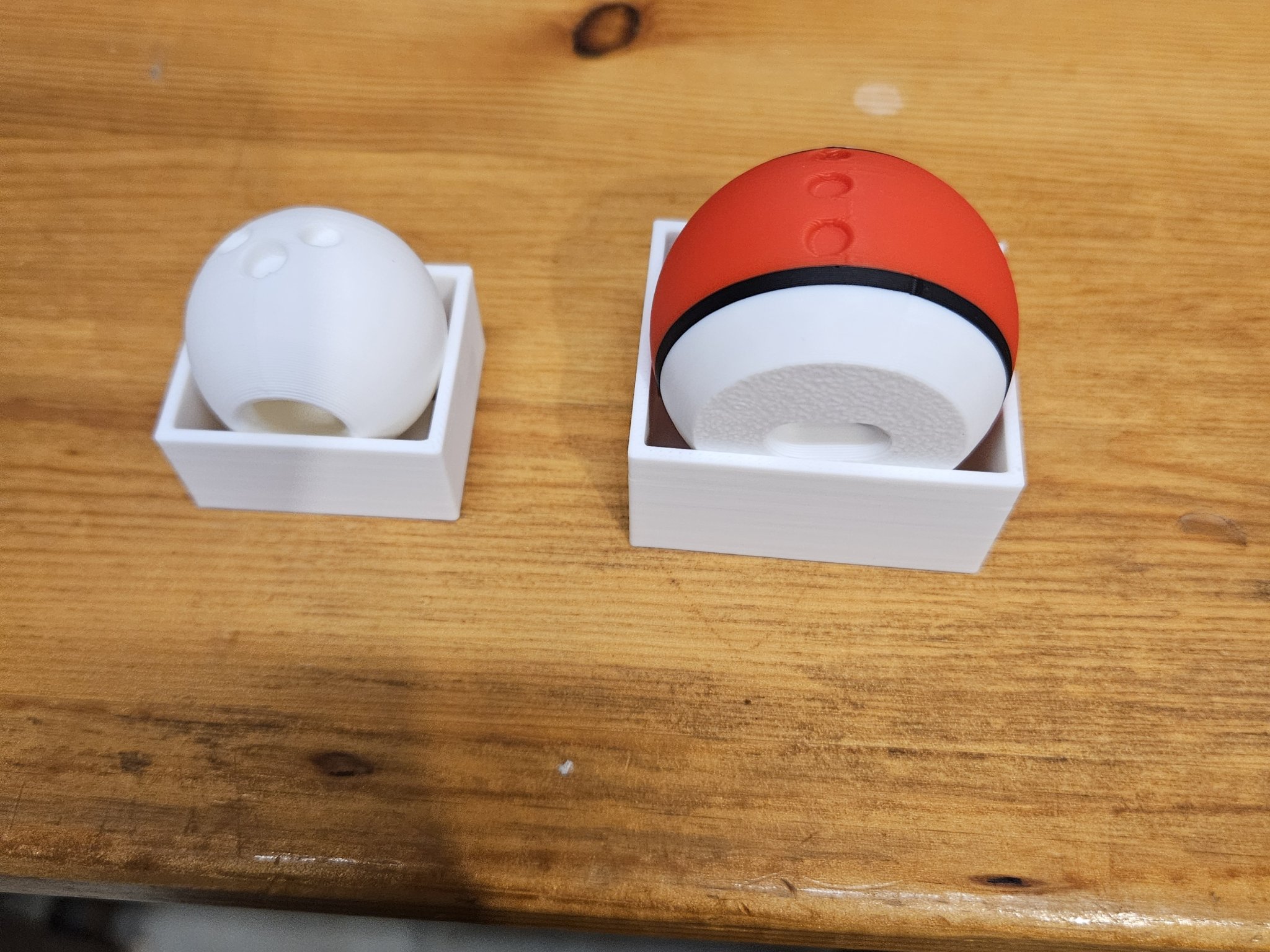 Giá đỡ lắp ráp cho đầu và thân của người tuyết