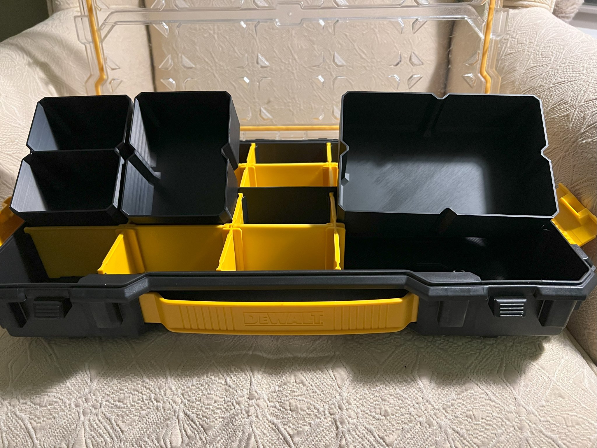 Thùng tổ chức Dewalt Pro Organizer thay thế ngăn chia
