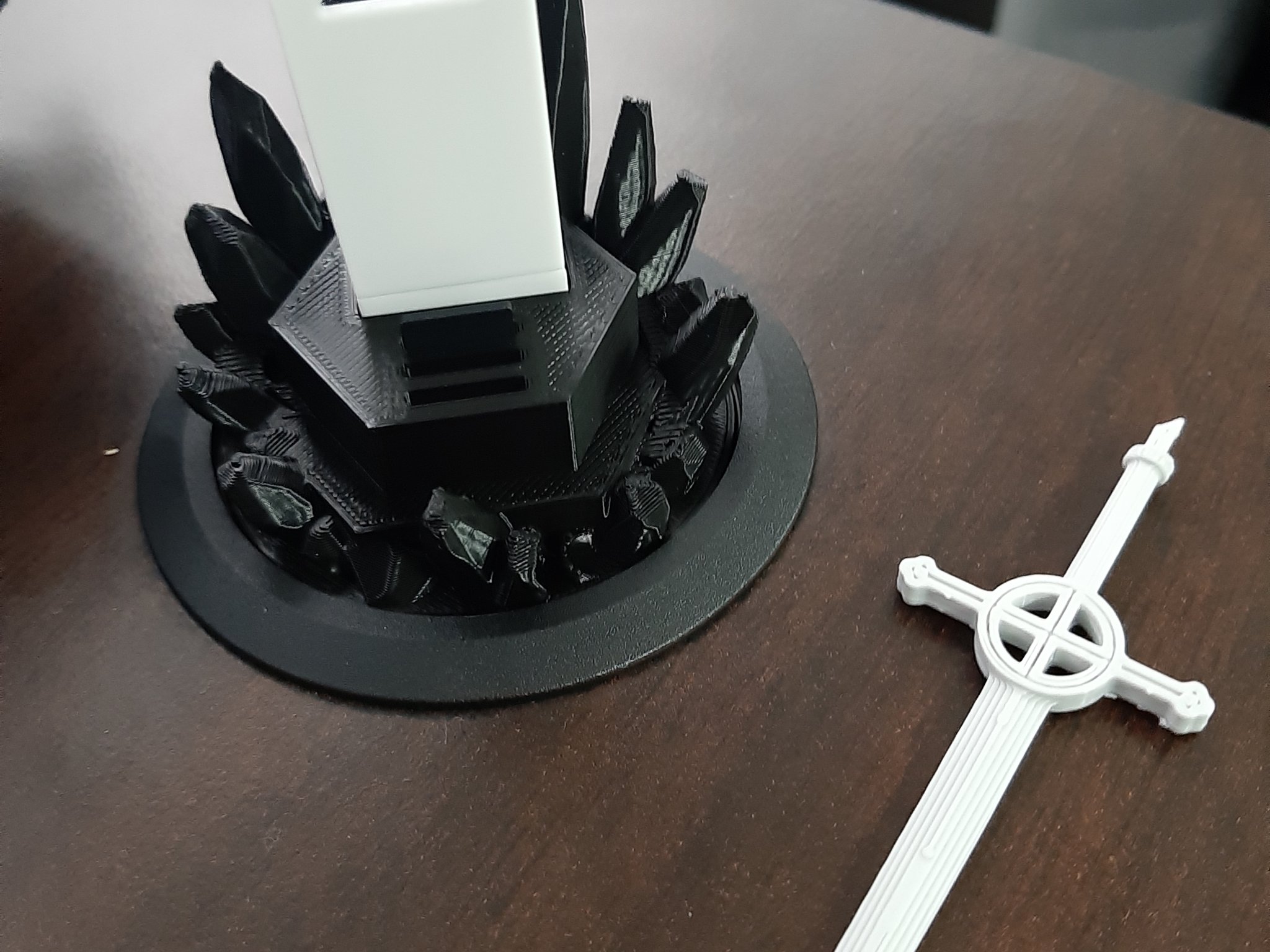 Giá đỡ thẻ SD và USB kiểu Gormmet cho bàn