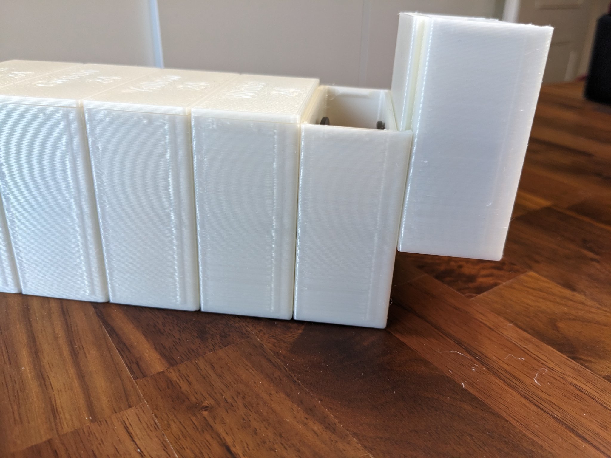 Hộp lưu trữ dây có thể ghép nối với nhau