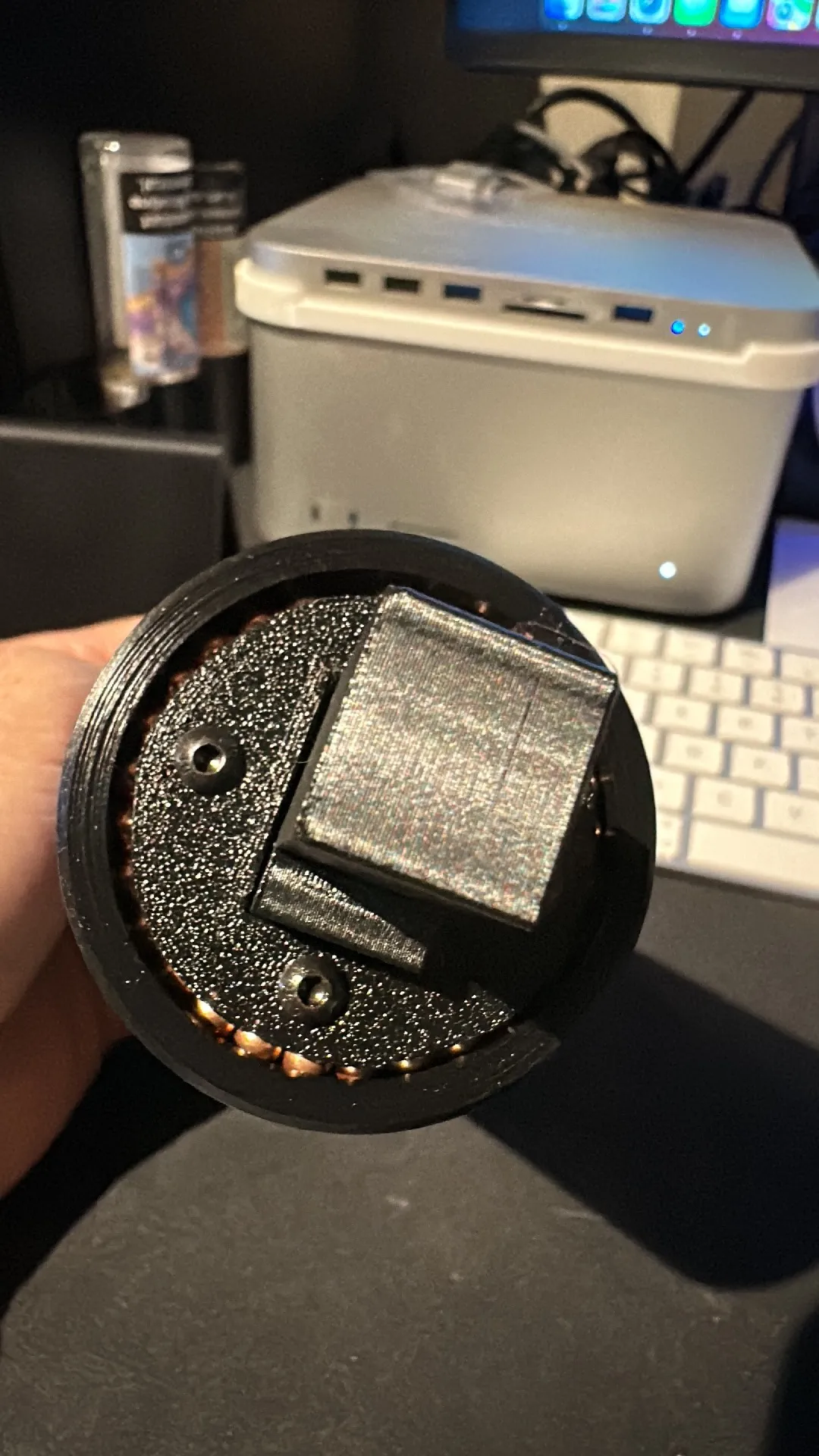 Giá đỡ cuộn filament Qidi I-fast cho máy in 3D