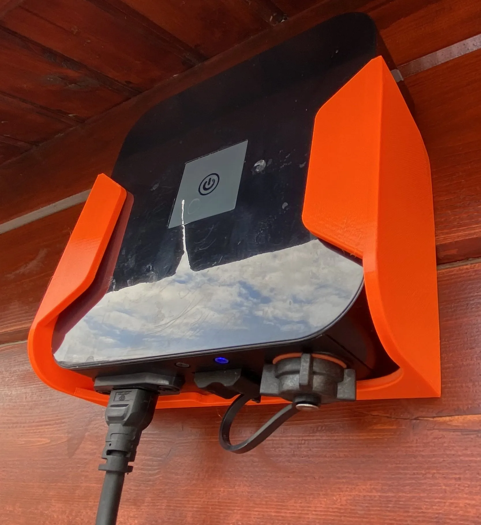 Giá đỡ nguồn cho máy hút bụi bể bơi Azuro Warrior