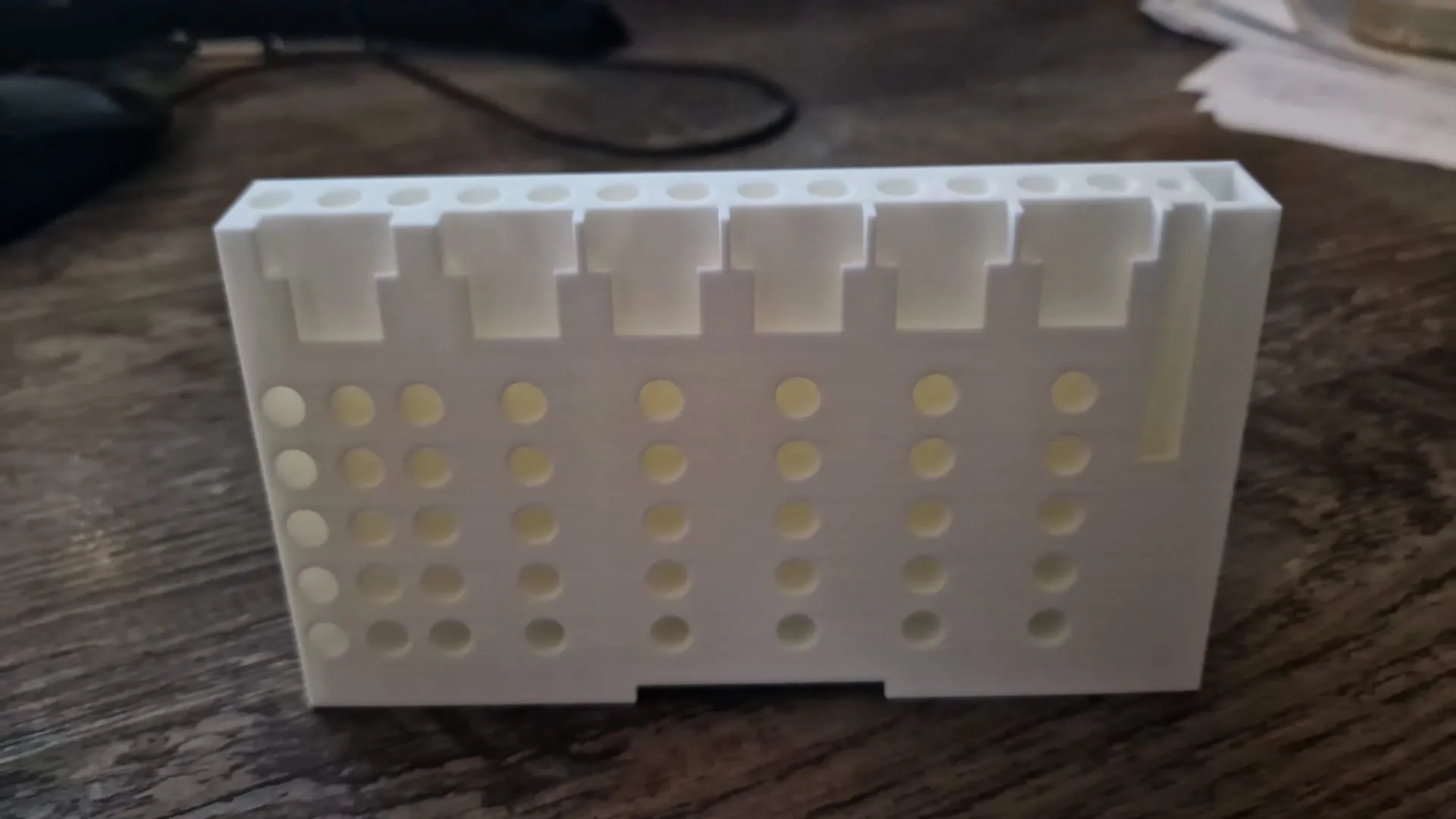 Giá đỡ và tổ chức dụng cụ cho máy in 3D Prusa MK4