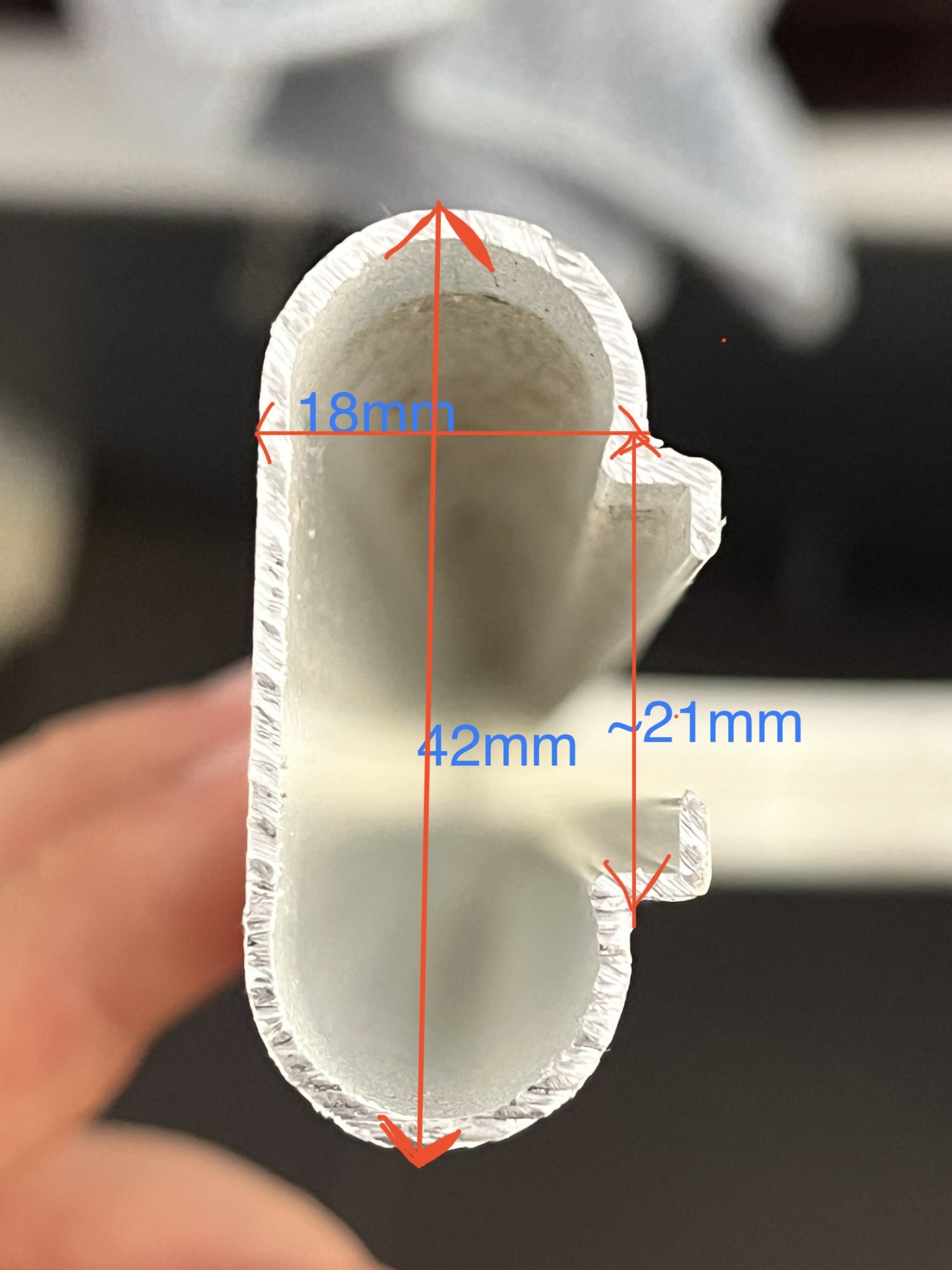 Giá đỡ cho thanh treo rèm tắm