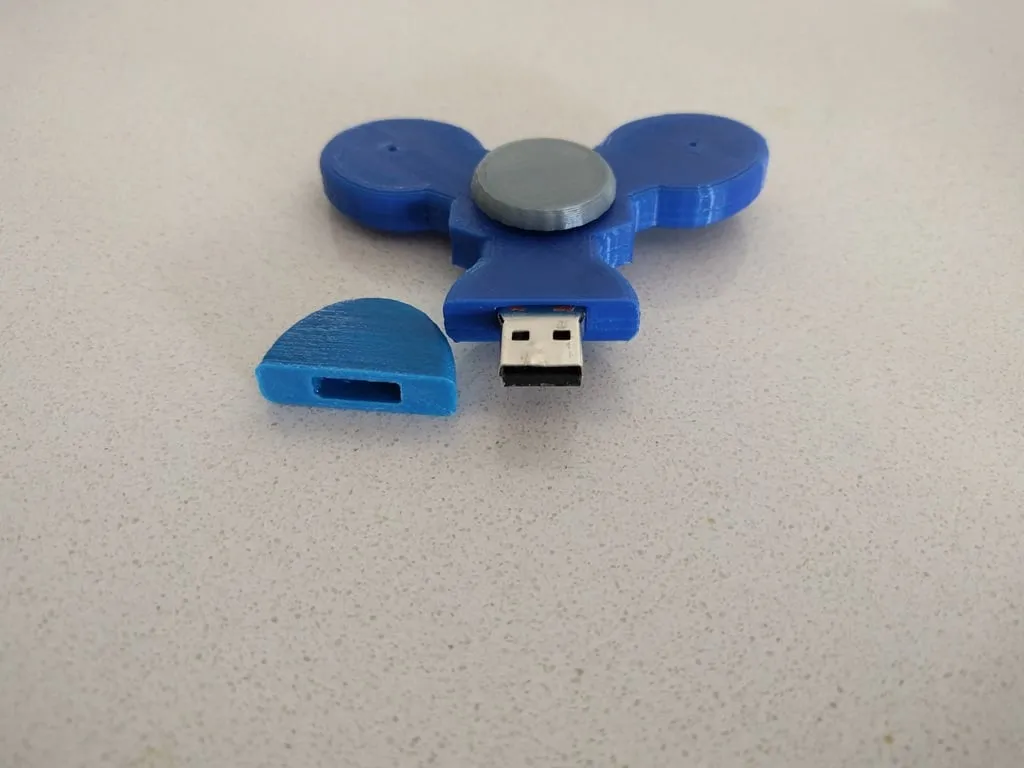 USB drive trong mô hình spinner chống căng thẳng