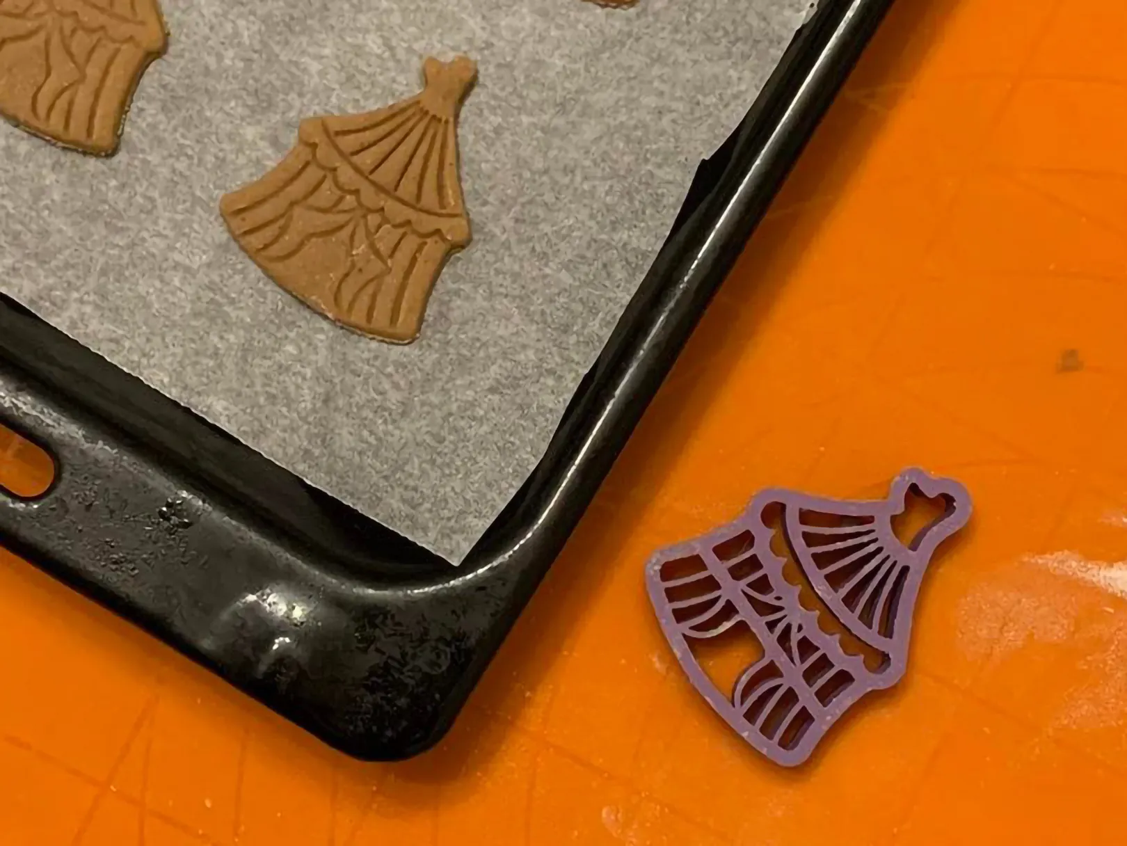 Cutter bánh quy hình lều rạp xiếc