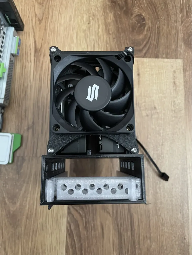 Giá đỡ ổ cứng Fujitsu Primergy TX1320 M3 2x 3.5