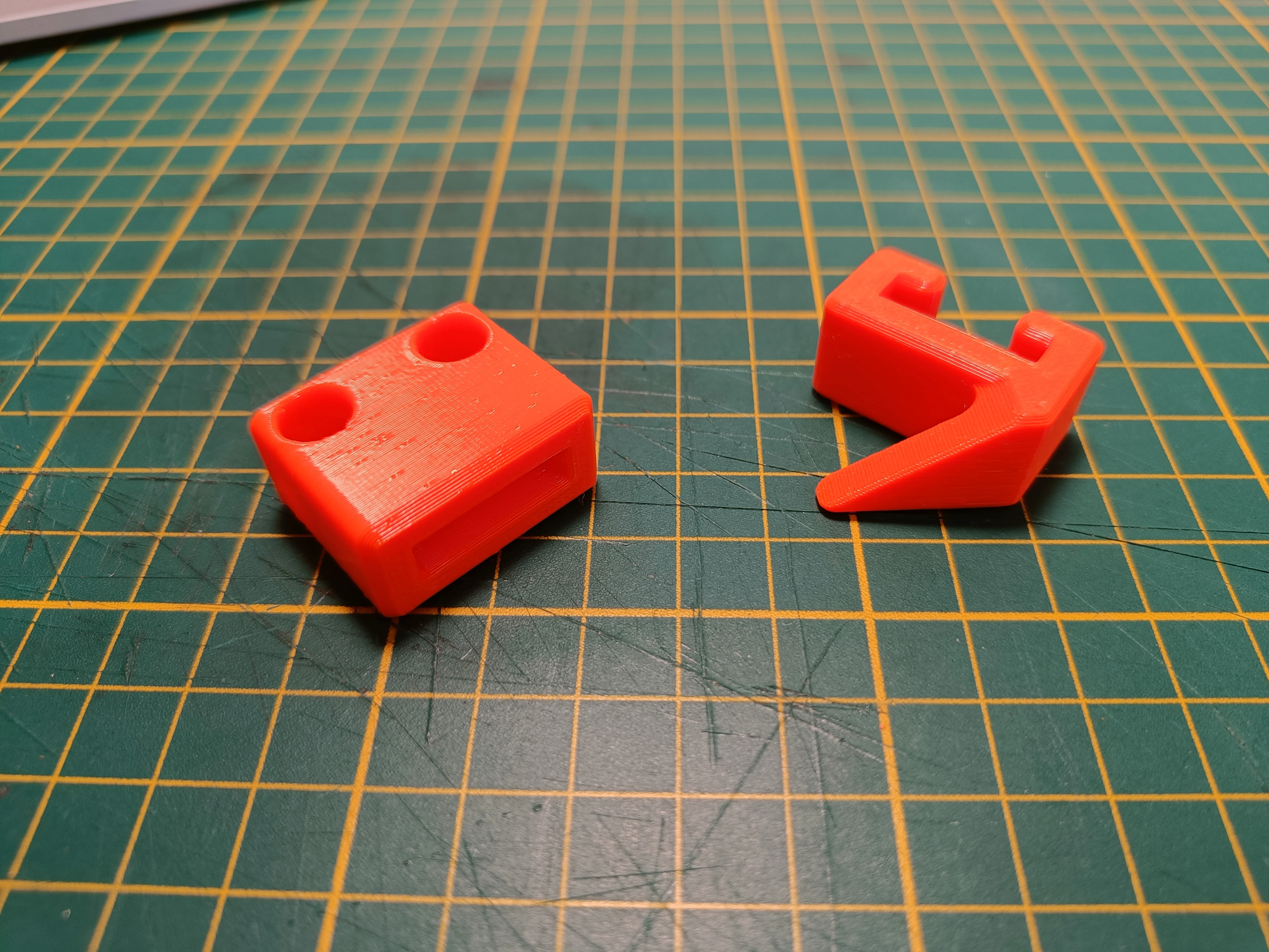 Giá treo modul cho các vật dụng trong gia đình