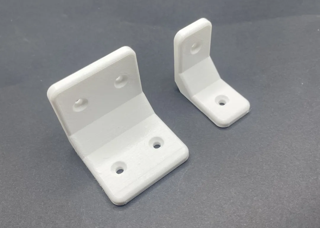 Giá đỡ tường chắc chắn với lỗ vít 4mm