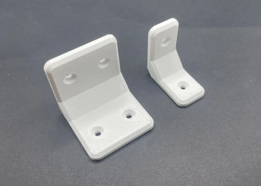 Giá đỡ tường chắc chắn với lỗ vít 4mm