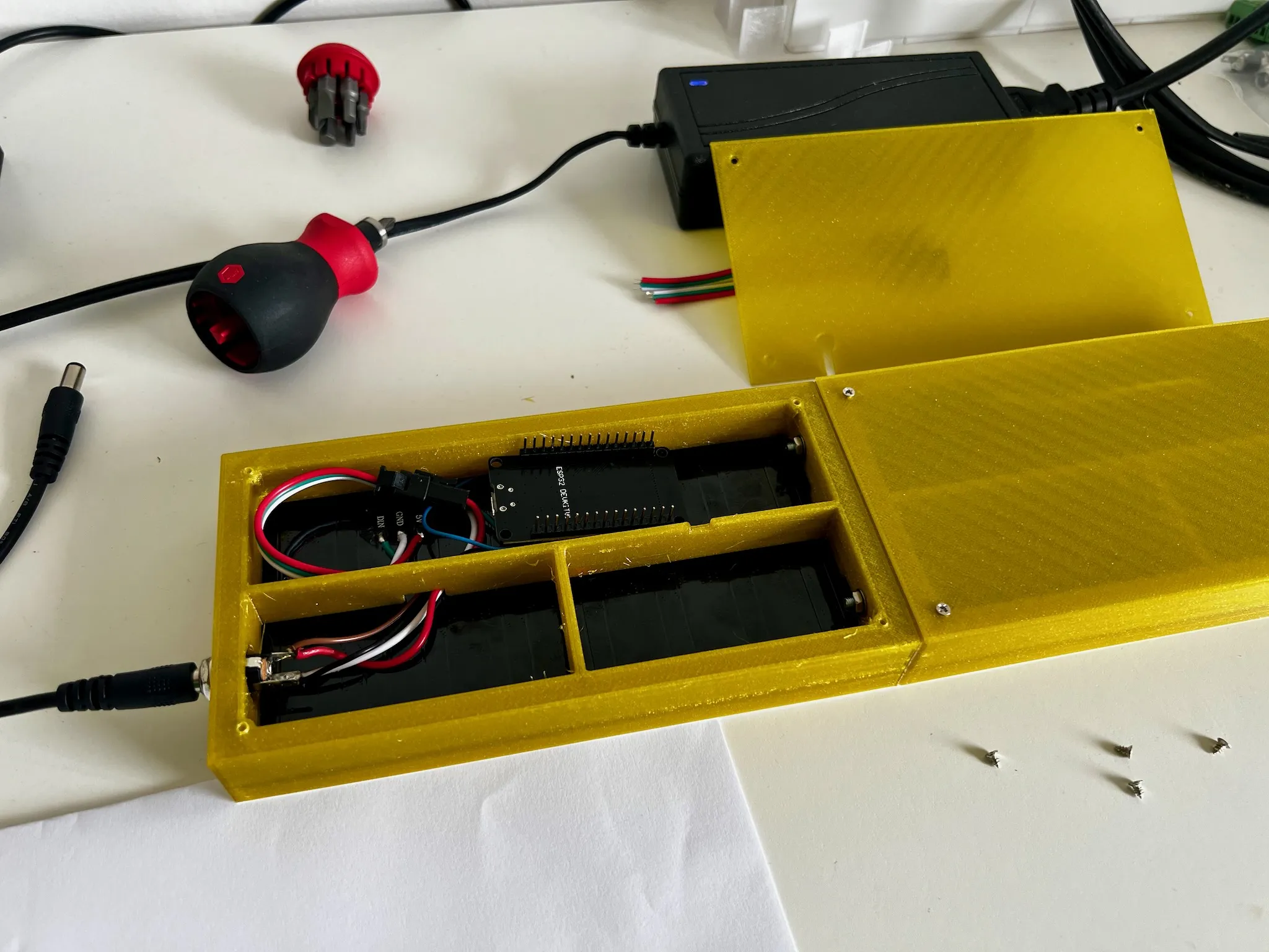 Vỏ đèn LED ma trận 8x32 cho hiển thị trạng thái