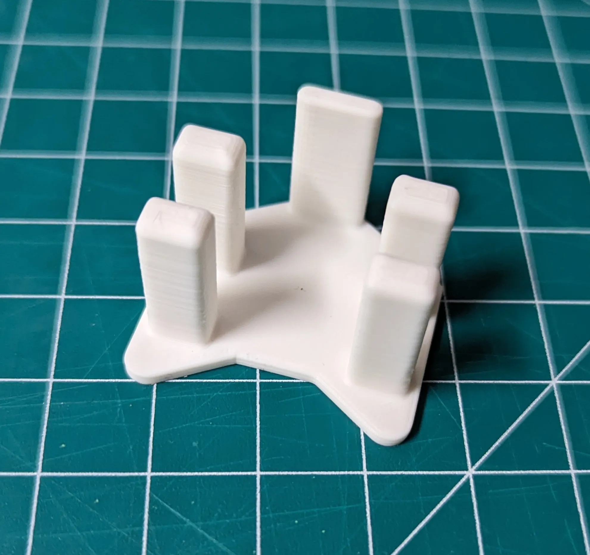 Giá đỡ cho số người chơi trong trò chơi Monopoly