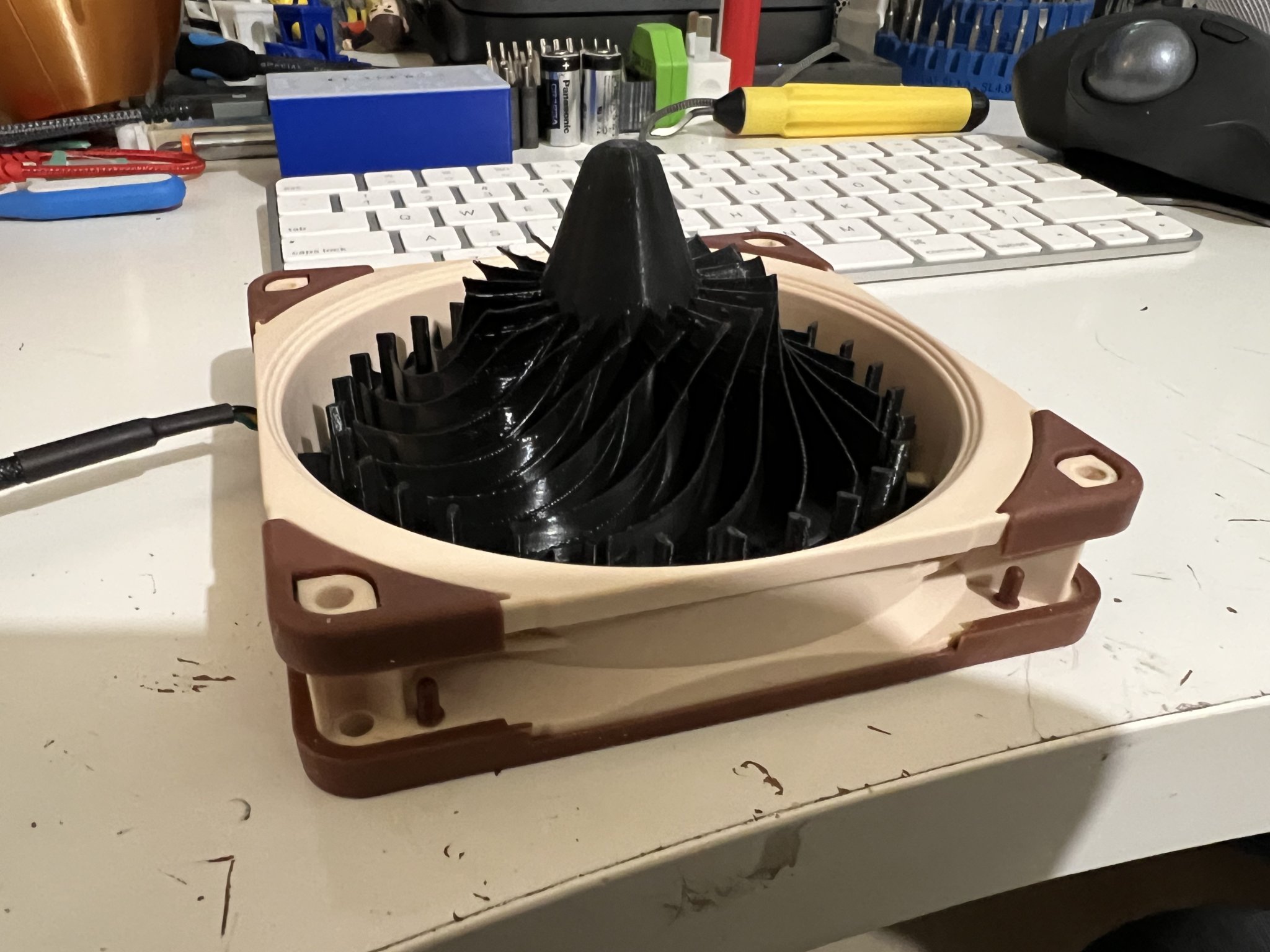 Turbine v3.0 - Mô hình quạt độc đáo cho cuộc thi Major Hardware