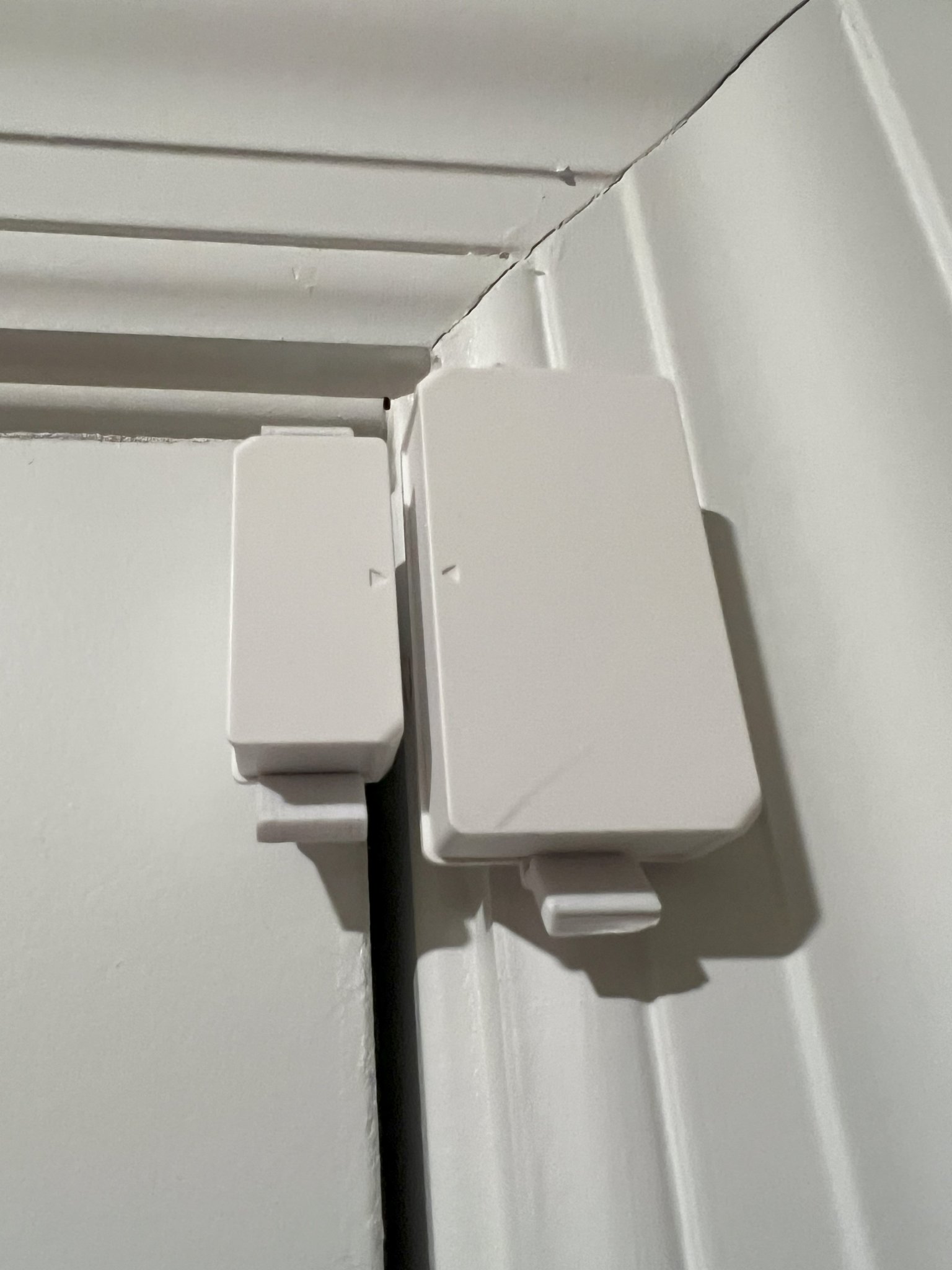 Giá đỡ cảm biến cửa Sonoff SNZB-04 không dây