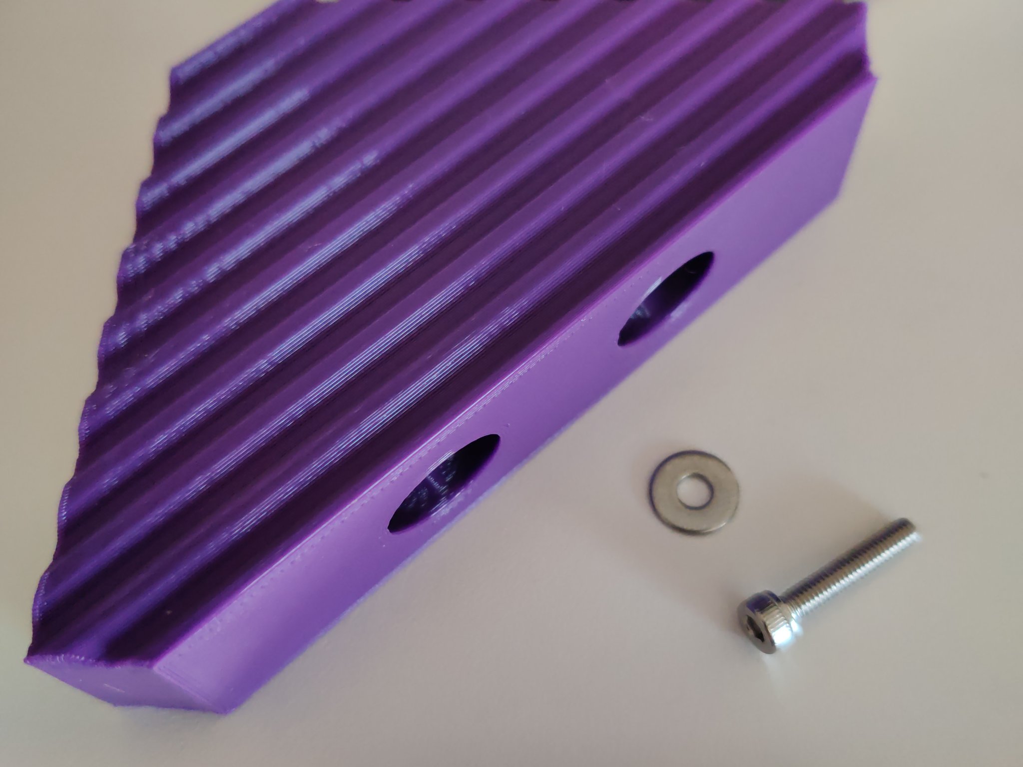 Giá đỡ góc parametric tối ưu cho in FDM