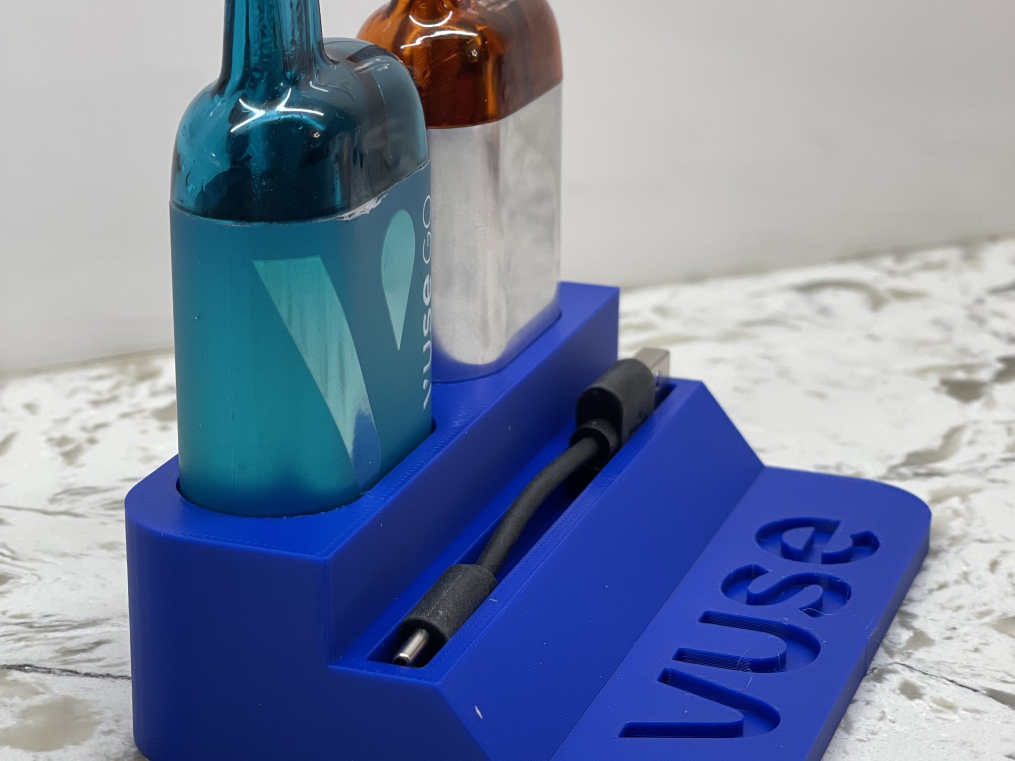 Giá đỡ vape đôi VUSE 5000 với khay cáp