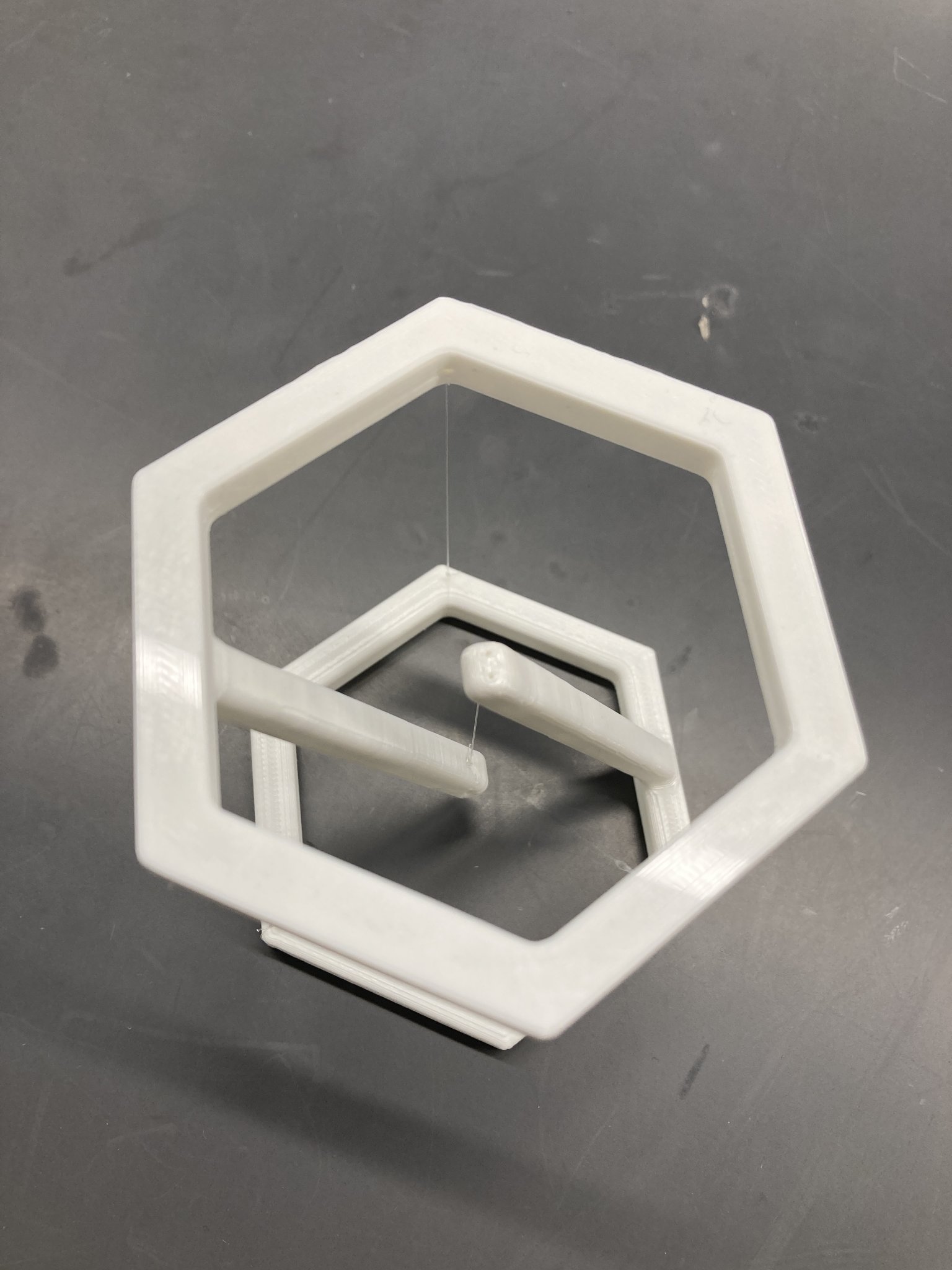 Mô hình tensegrity đơn giản in không cần hỗ trợ