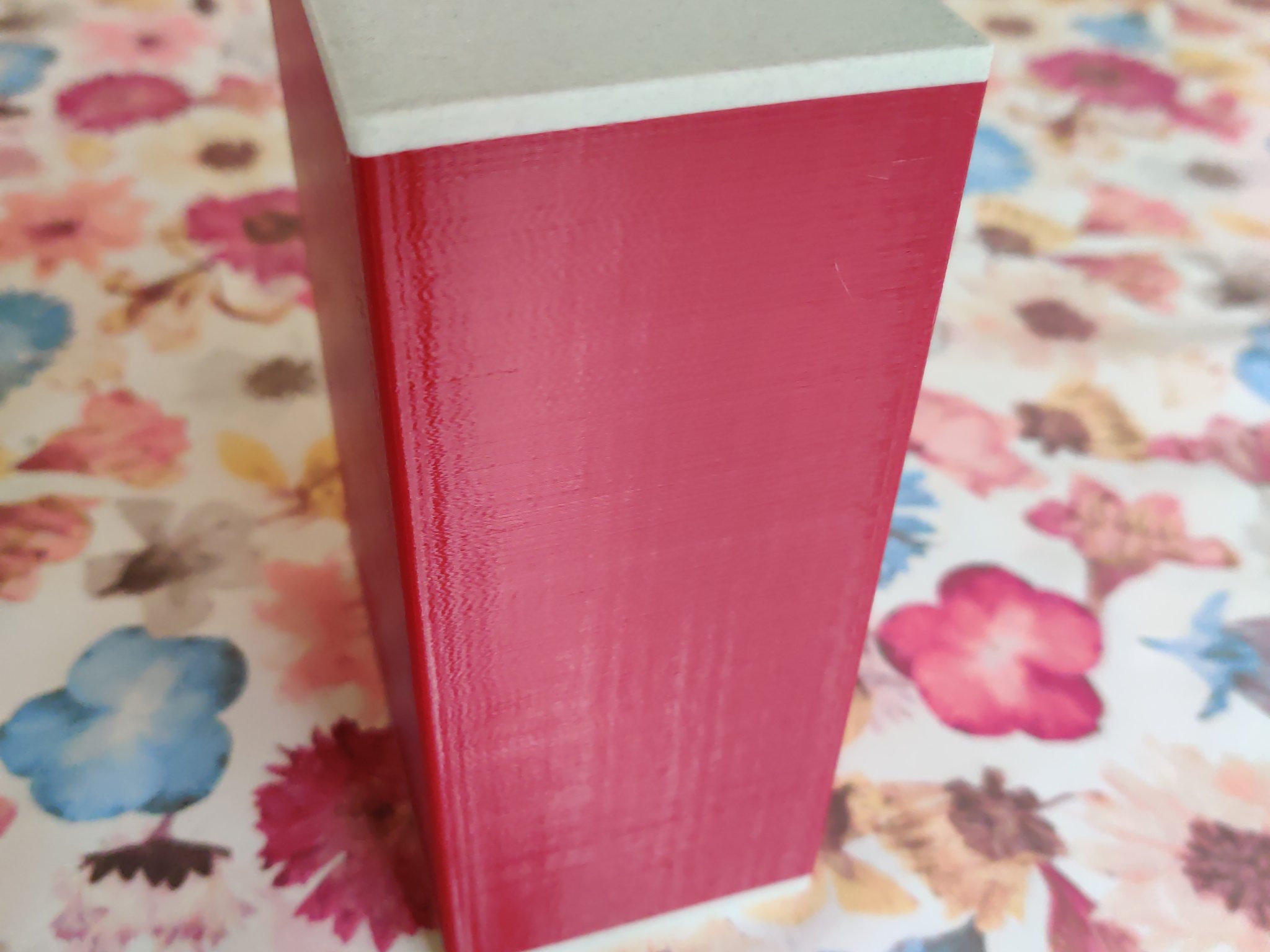 Hộp đựng bút Posca có nắp tùy chỉnh theo kích thước