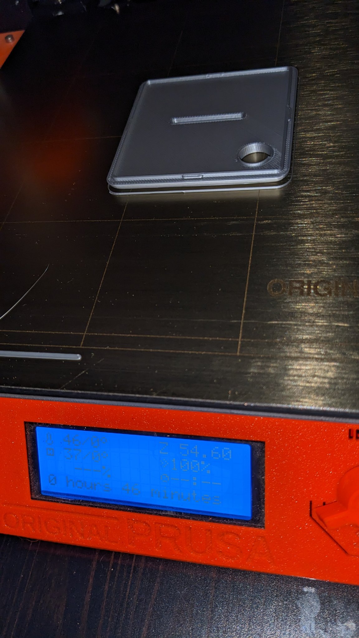 Hộp tiền remix với biểu tượng bảng Anh