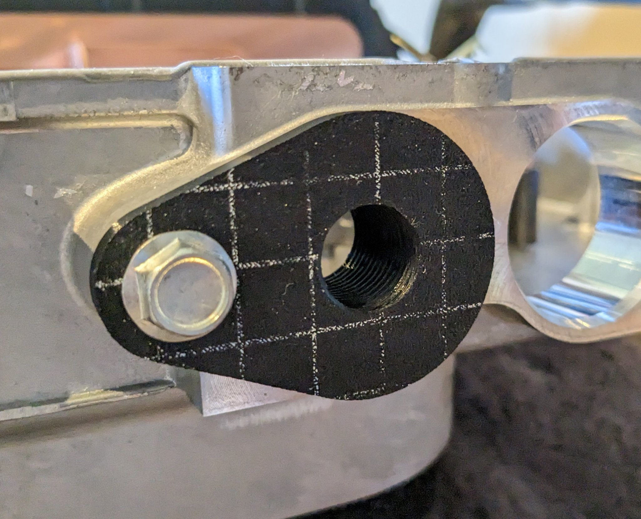 Cổng kết nối tín hiệu Mitsubishi Outlander REMCU