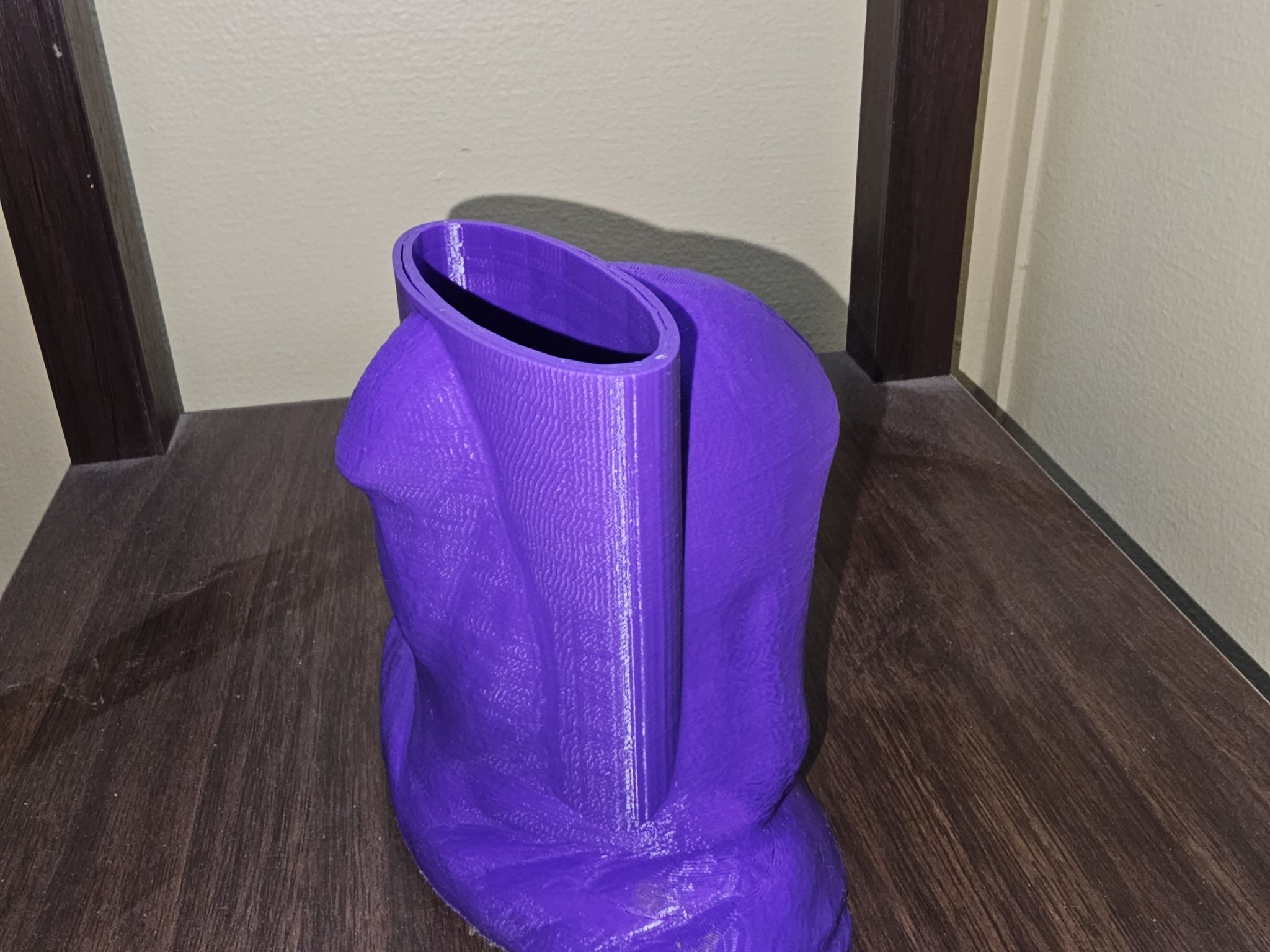 Giá đỡ bút hình đầu Skeletor độc đáo