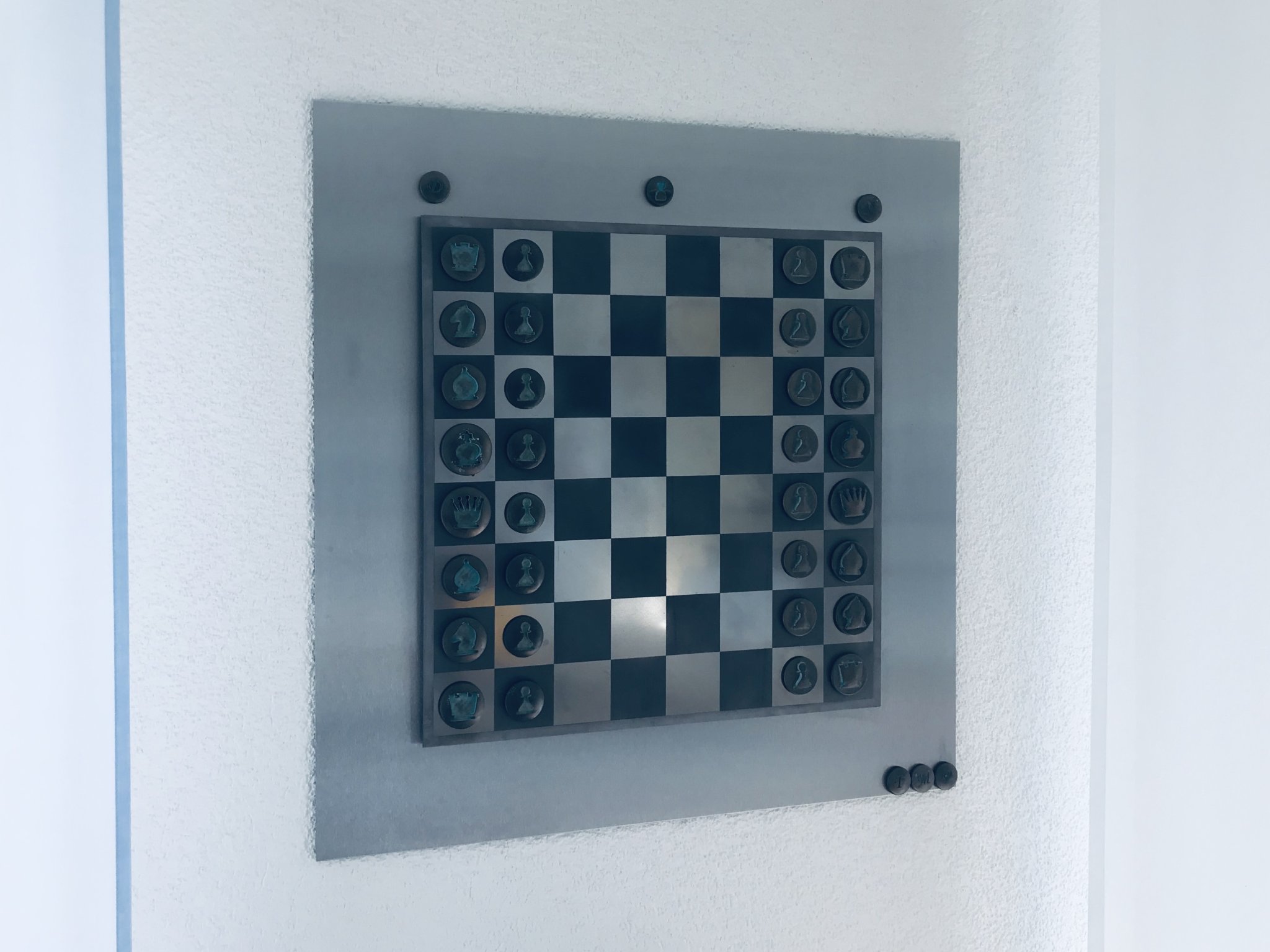 Bảng cờ vua treo tường đẹp cho trò chơi giải trí