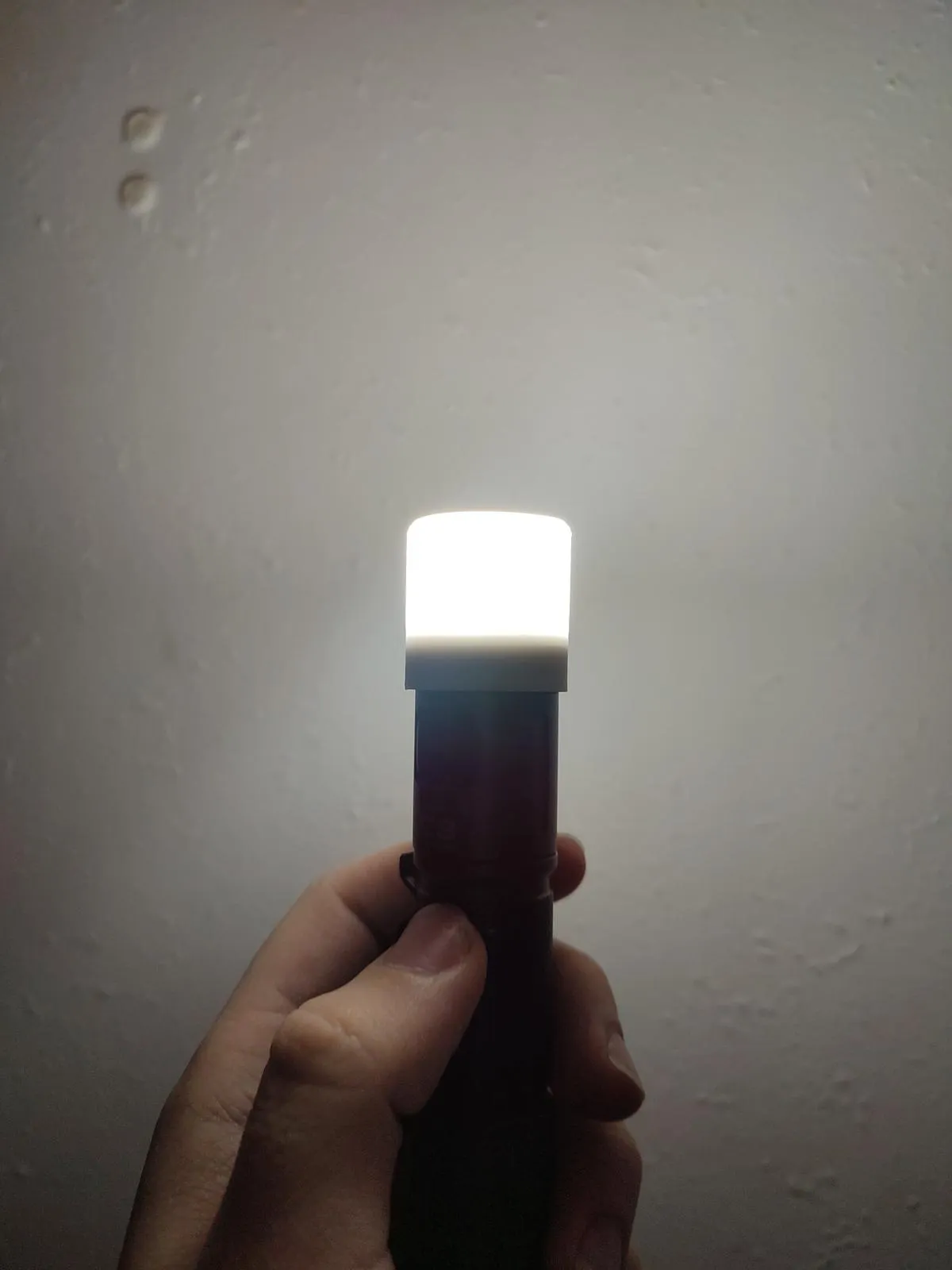 Bộ khuếch tán đơn giản cho đèn pin Wuben C3