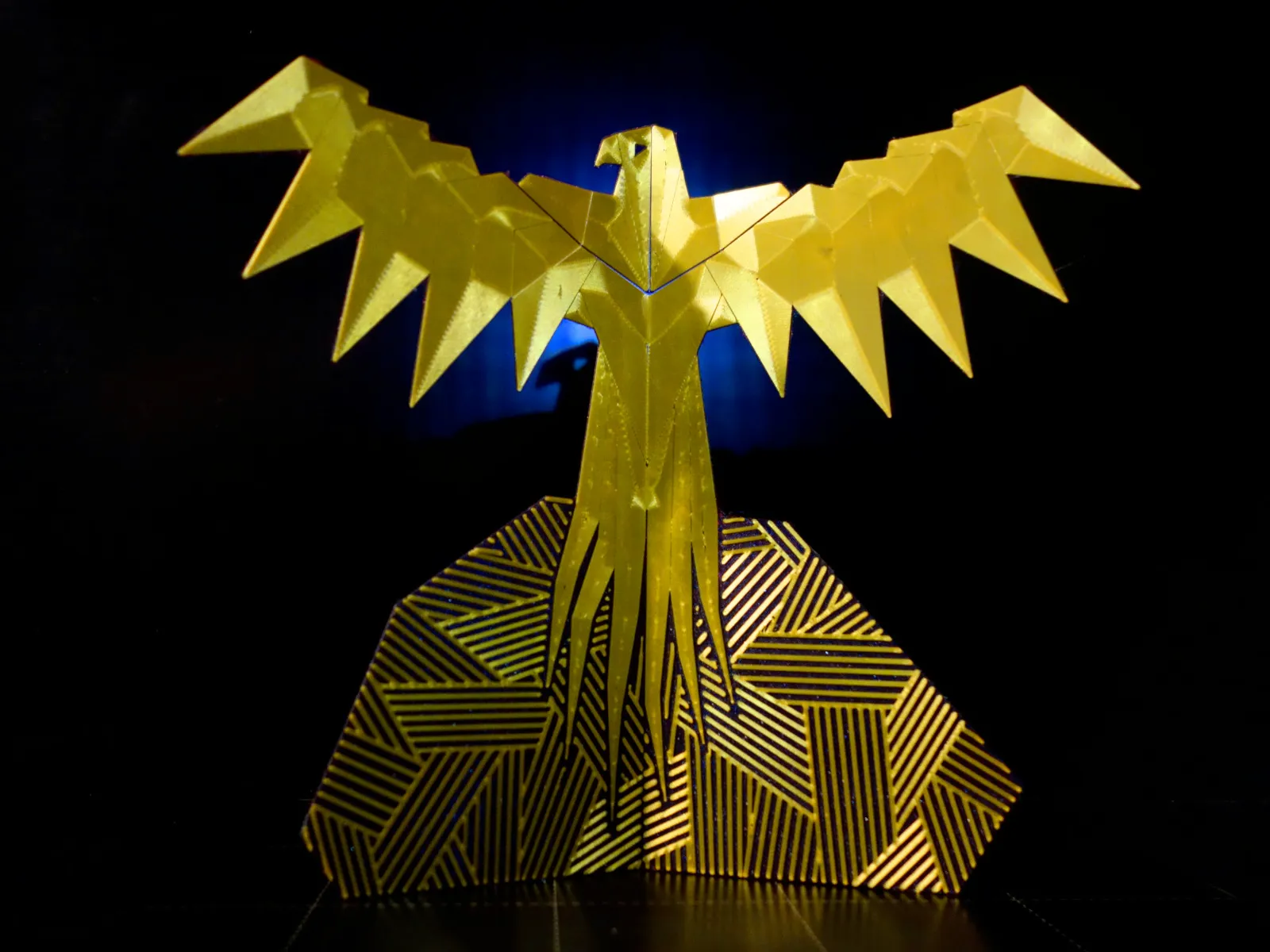 Mô hình phượng hoàng origami in trên vải nổi bật