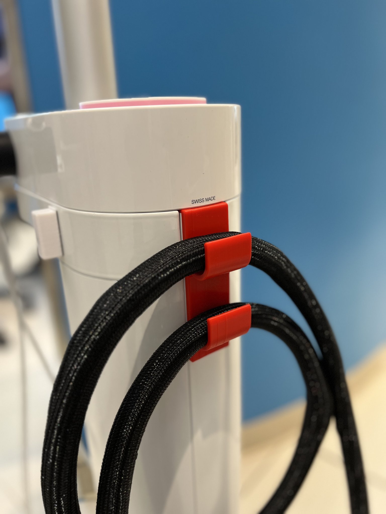 Giá đỡ dây điều khiển cho xe đẩy EMS GBT Airflow