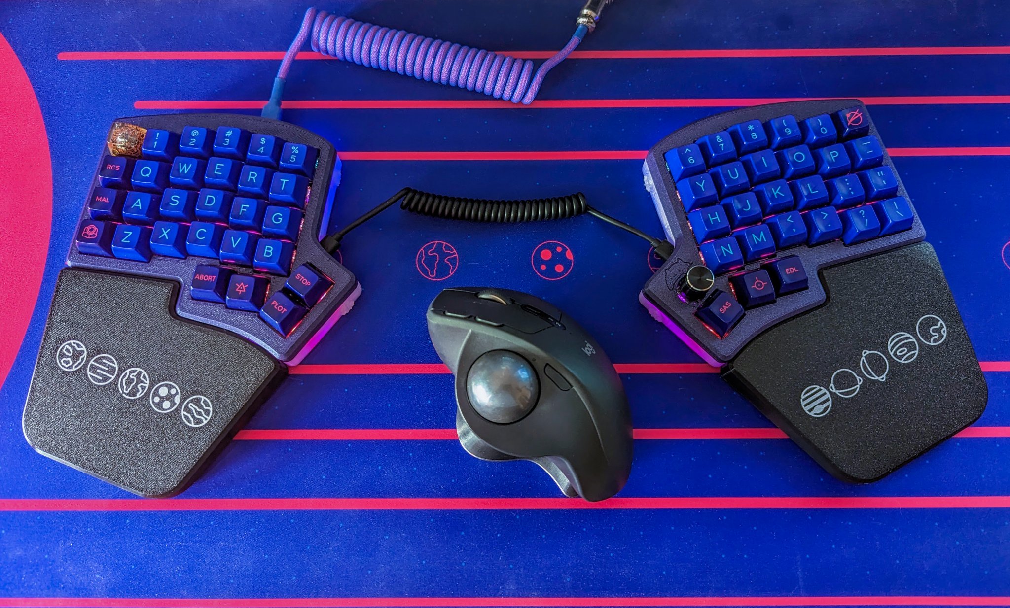 Đế tay cho bàn phím Keebio Iris in 3D tùy chỉnh