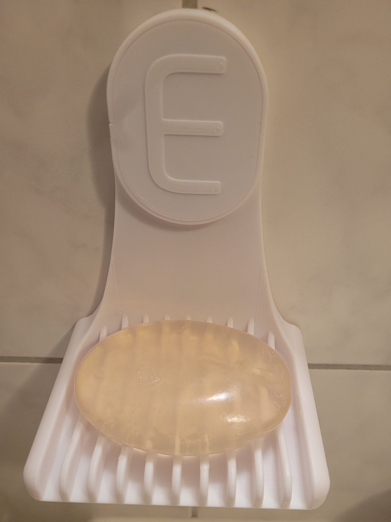 Giá đỡ xà phòng treo tường với thiết kế tùy chỉnh