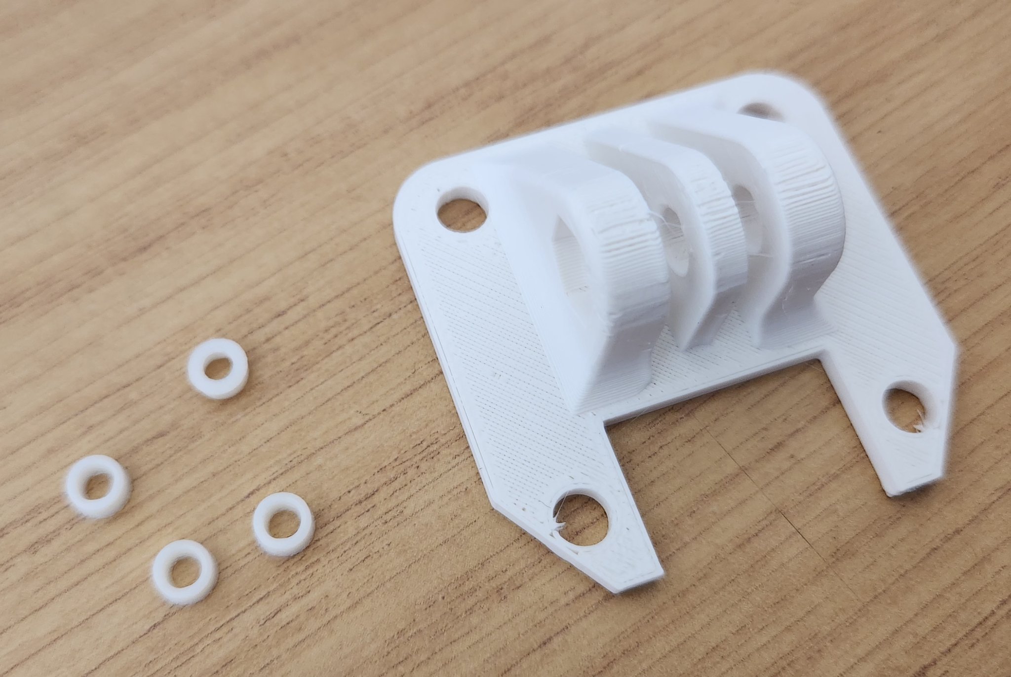 Giá đỡ GoPro cho khung Demibot Botgrinder với bộ đệm