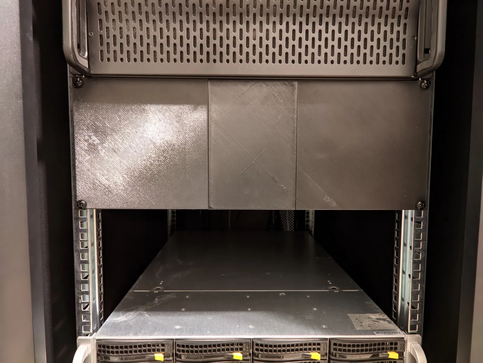 Bảng trống 19" cho giá đỡ máy chủ (1U, 2U, 4U)