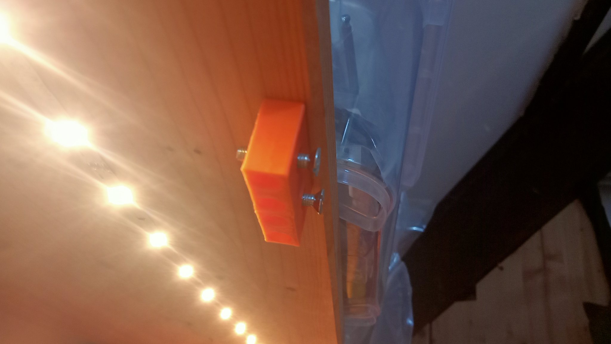 Cái chêm cửa cho vỏ máy in 3D bằng plexiglass