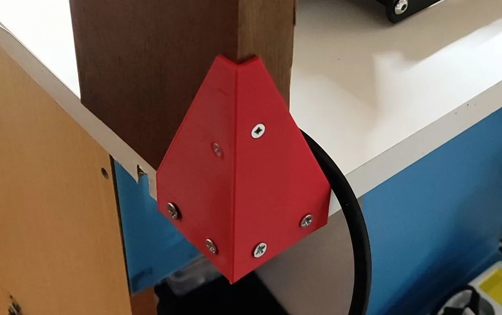 Renforcements góc đơn giản cho dự án DIY