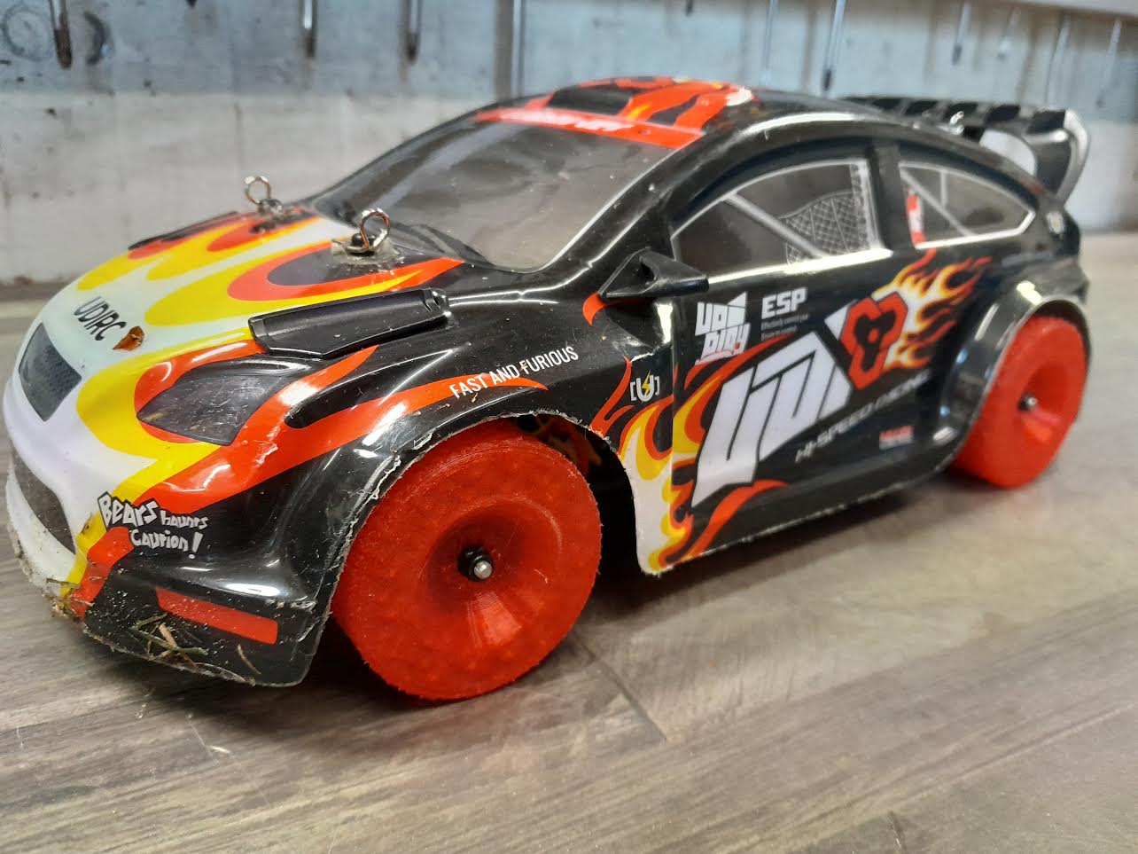 Bánh xe TPU đầy đủ cho ô tô điều khiển từ xa UDIRC 1/16