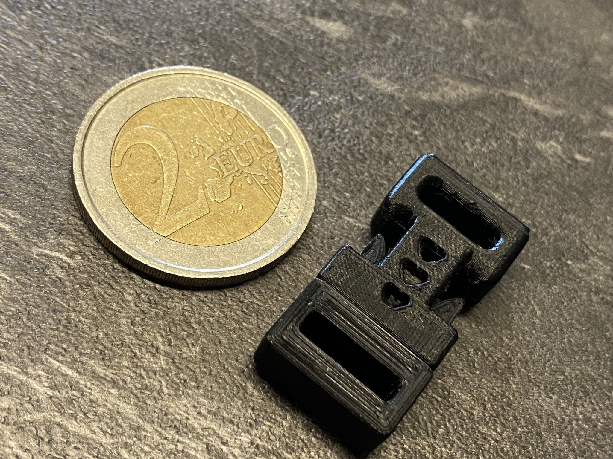 Khóa cài vòng tay nữ 30x15 mm có trái tim nổi