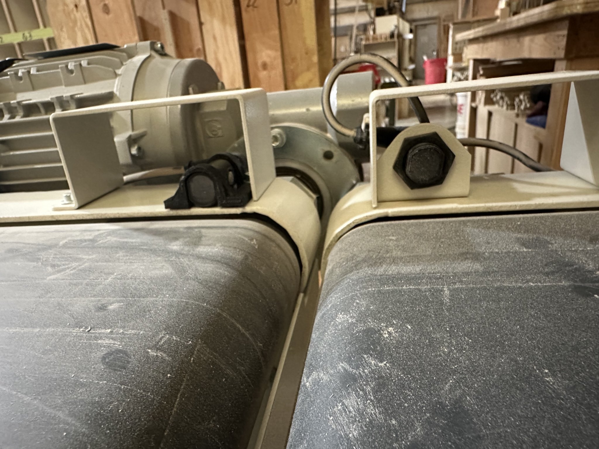 Cảm biến quang học gắn trên băng tải SCM Action TF