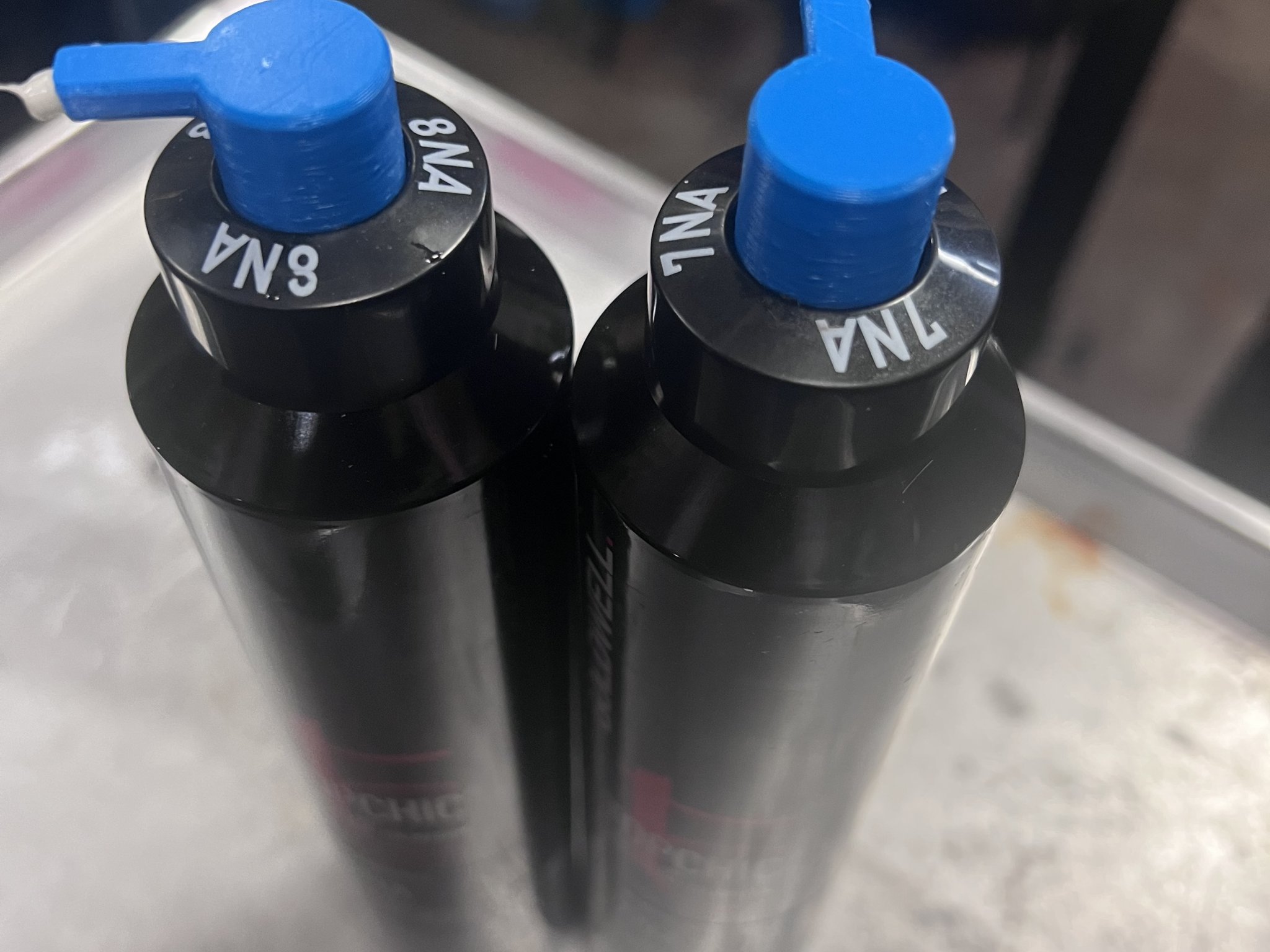 Bộ phân phối vòi nhuộm tóc Goldwell