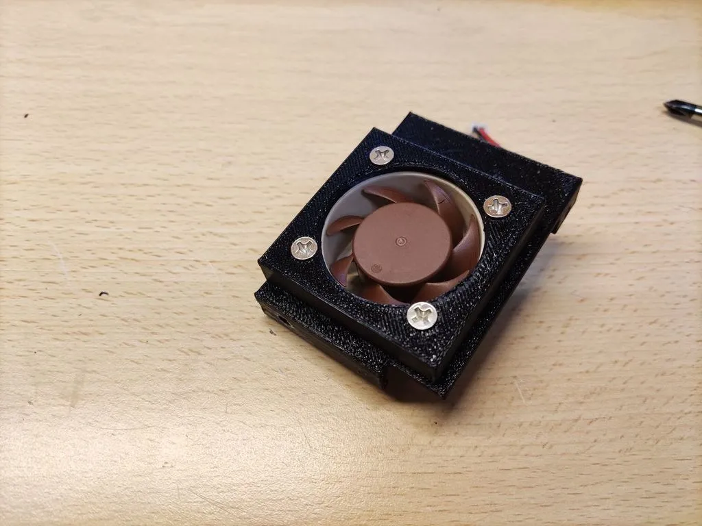 Giá đỡ lắp quạt 20x40 cho hotend Anycubic I3 Mega