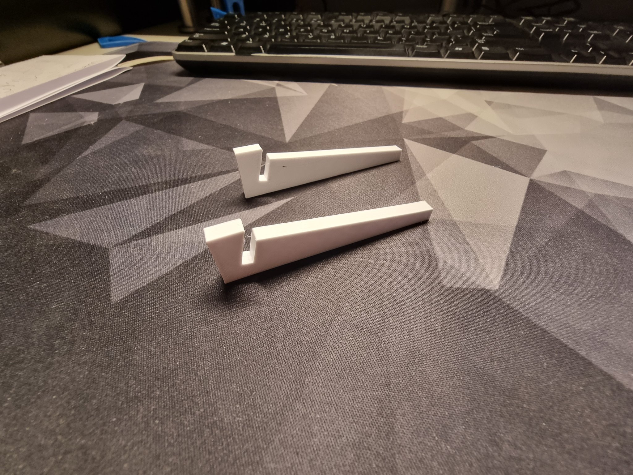 Giá đỡ tranh nhỏ gọn cho ảnh và tranh vẽ