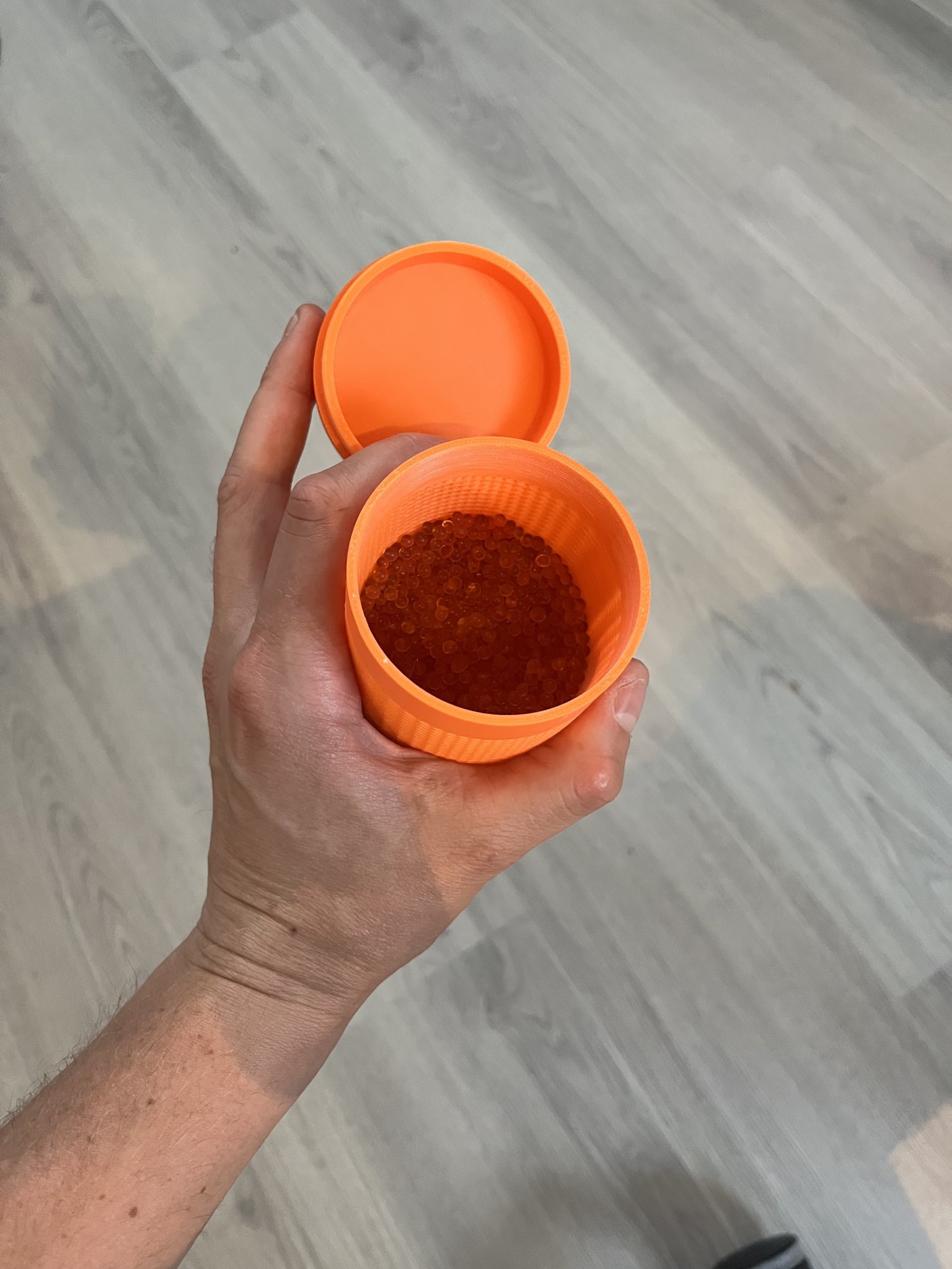 Lọ hút ẩm với nắp cảm biến độ ẩm giá rẻ