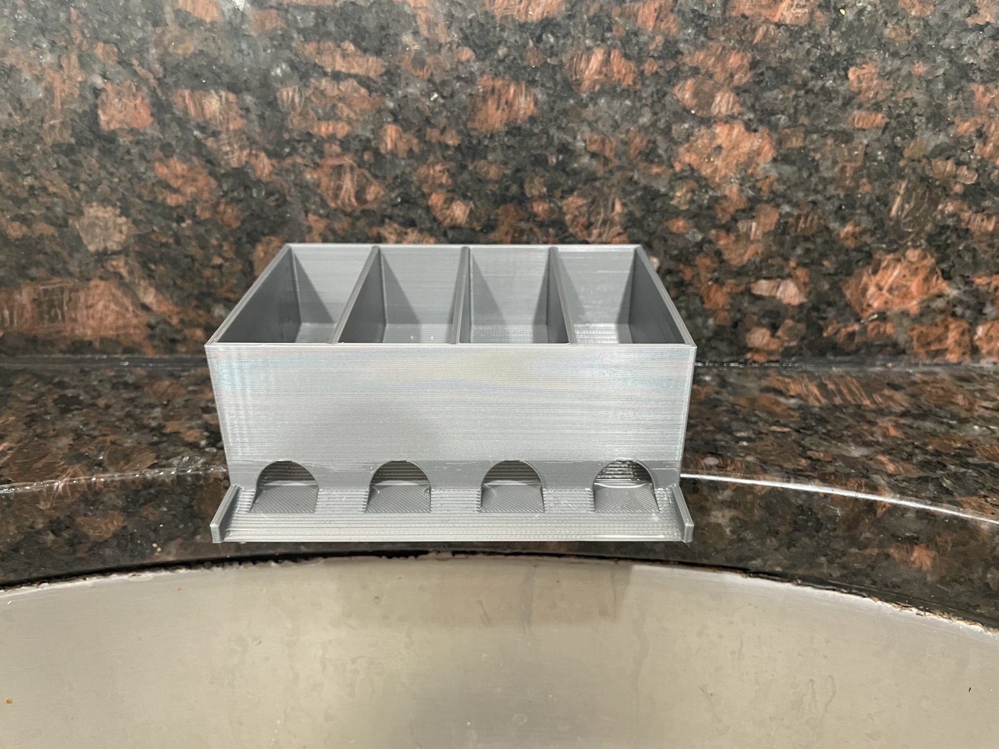 Giá đỡ bọt biển cho bồn rửa chén trong bếp