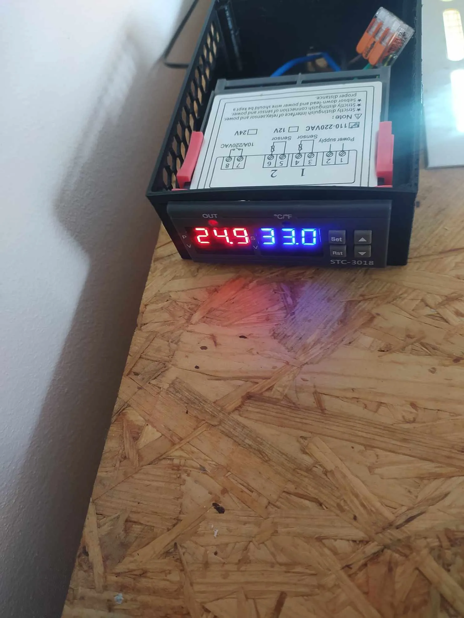 Hộp đựng cảm biến nhiệt độ cho hệ thống điều hòa không...