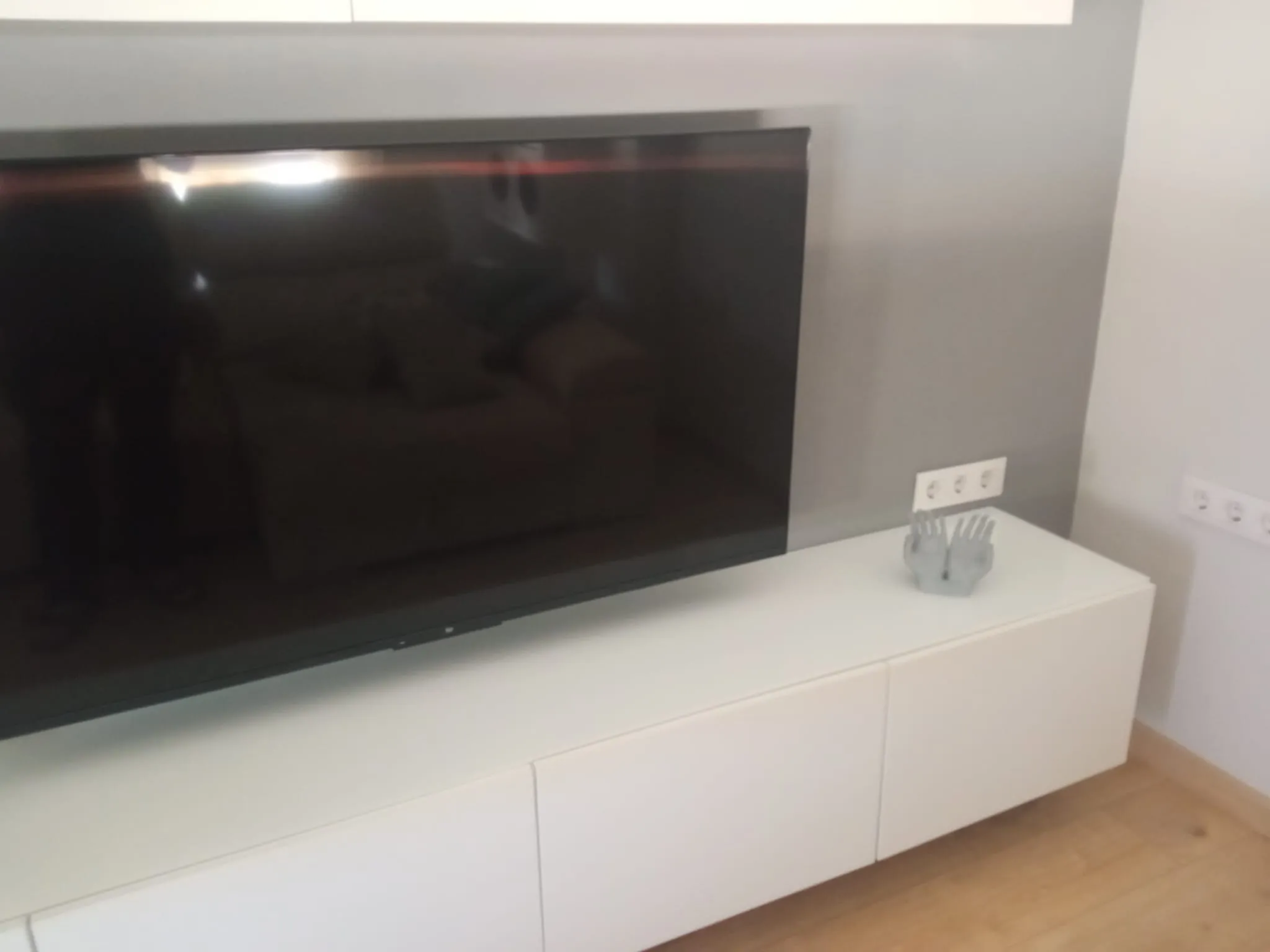 Giá đỡ tay low poly cho Kindle, tablet và điện thoại di động